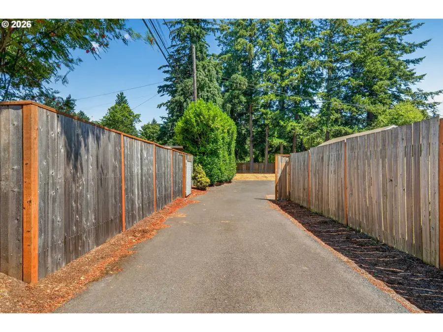 2008 SE 143rd Ave, Portland, OR 97233 - #3