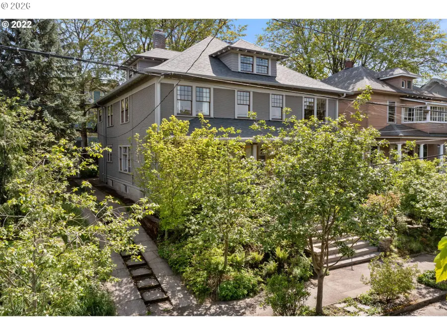 2106 SE Main St, Portland, OR 97214 - #2
