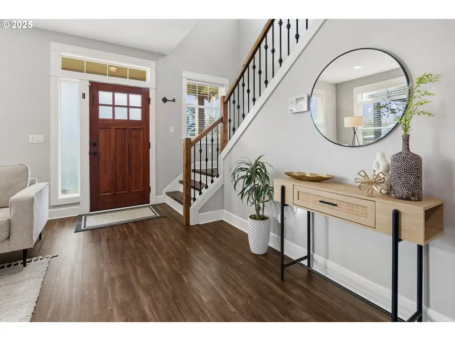 18768 Sunblaze Dr, Oregon City, OR 97045 - Image #2