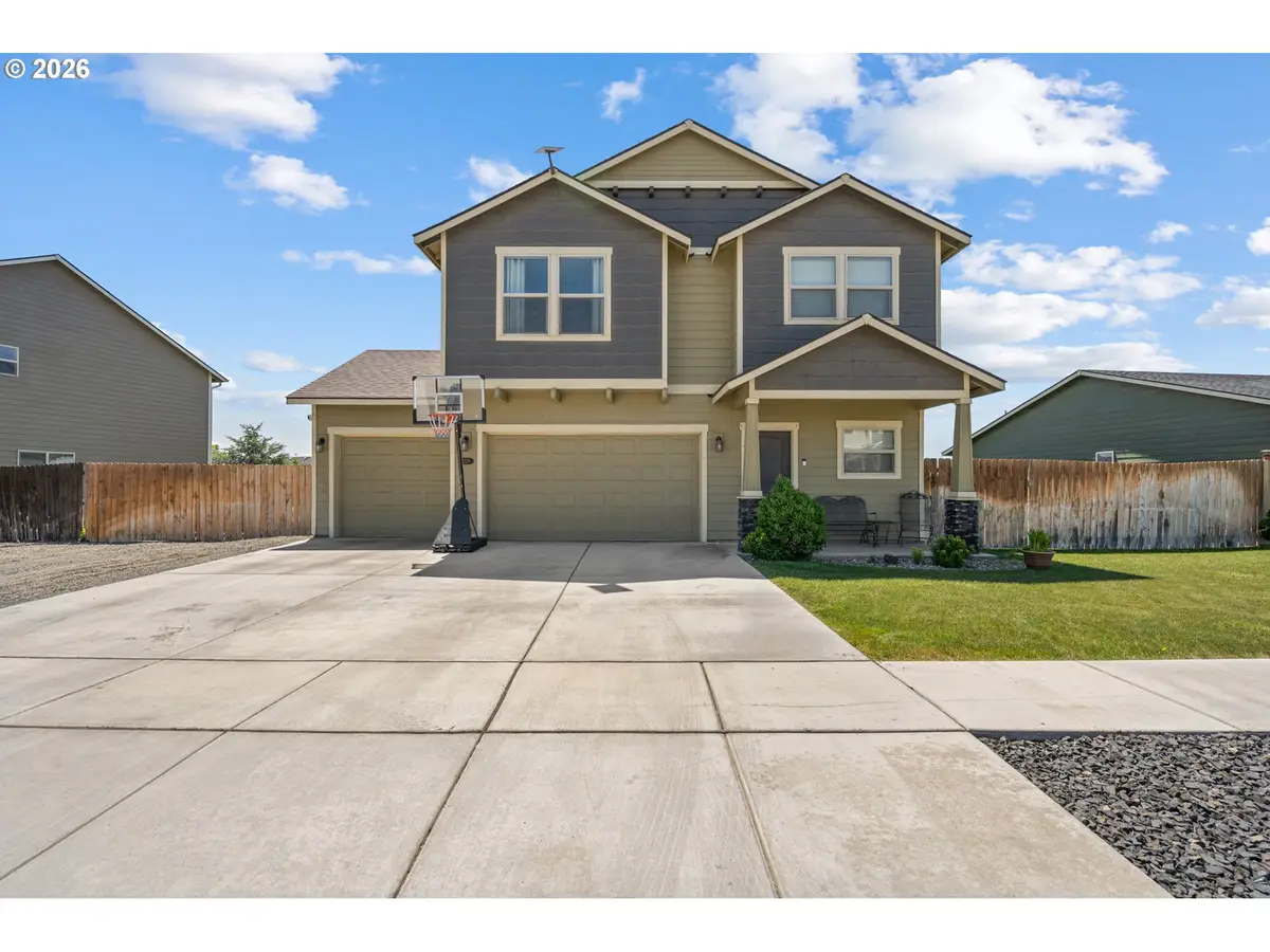 2328 NW Eucalyptus Dr, Hermiston, OR 97838 - #1