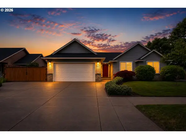 6021 Firestone Dr, Eugene, OR 97402