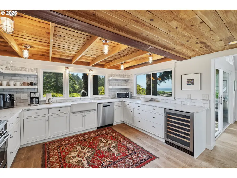 37240 N 2nd St, Manzanita, OR 97130 - #3