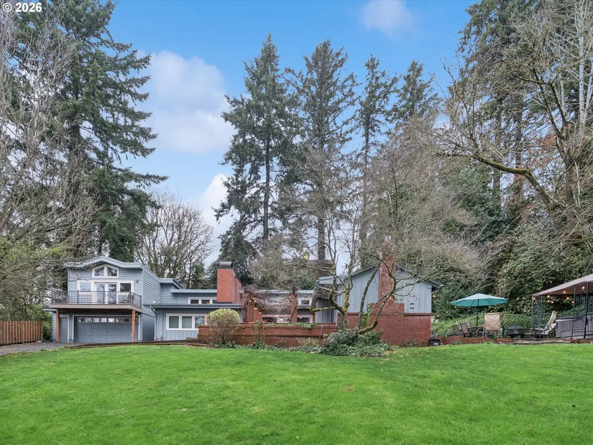 8401 SW Canyon Ln, Portland, OR 97225 - #1