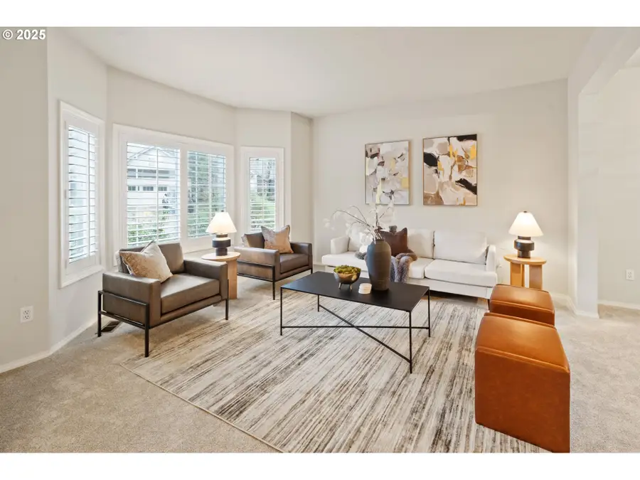 14390 Camden Ln, Lake Oswego, OR 97035 - Image #2