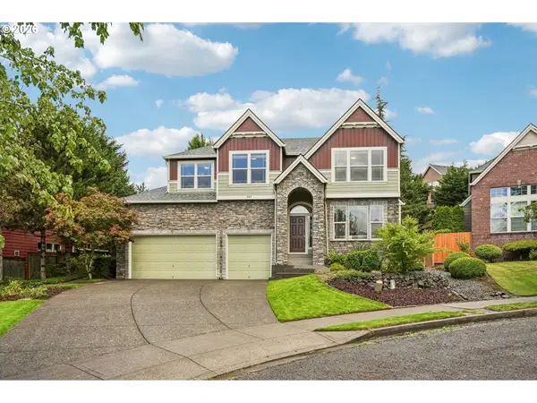 944 NW Hoquiam Ct, Camas, WA 98607