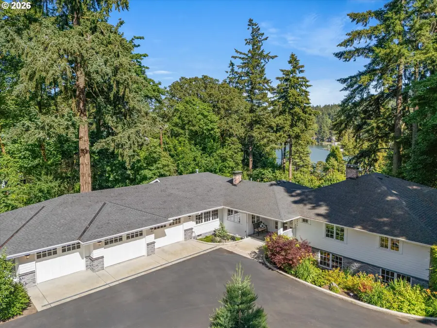 3920 Upper Dr, Lake Oswego, OR 97035 - #2