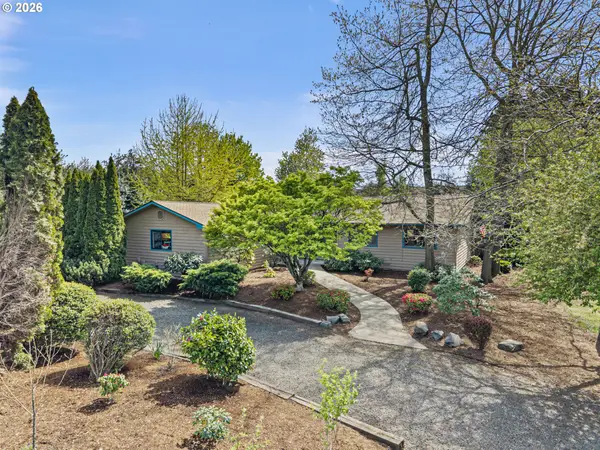 84 Green Ln, Eugene, OR 97404