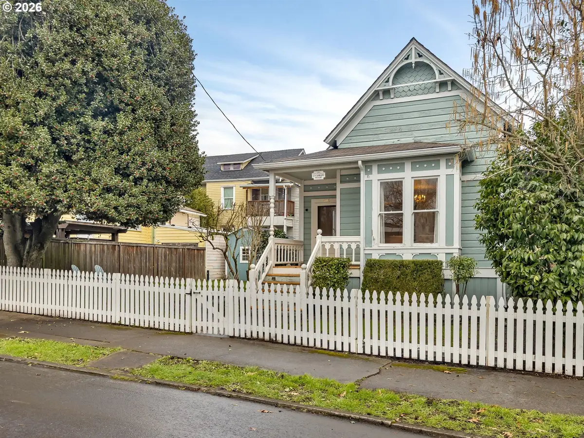 409 3rd St, Oregon City, OR 97045 - #1