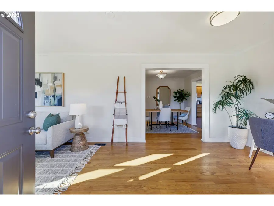 4521 SE 58th Ave, Portland, OR 97206 - Image #2