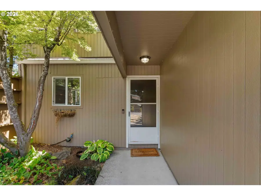 17585 NW Shorewood Dr, Beaverton, OR 97006 - #2