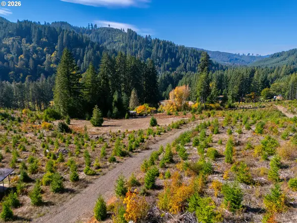 21087 Penn Rd #TL500, Walton, OR 97490