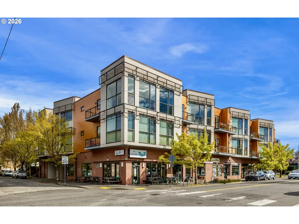 838 SE 38th Ave #202, Portland, OR 97214 - #1