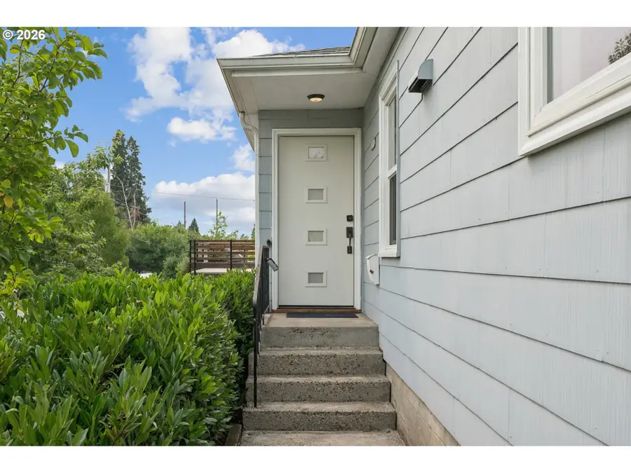 1519 N Jarrett St, Portland, OR 97217 - #2