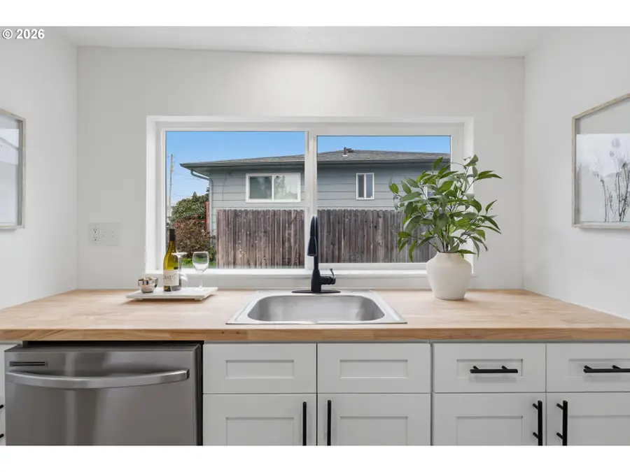 1730 12th Ave, Albany, OR 97321 - Image #2