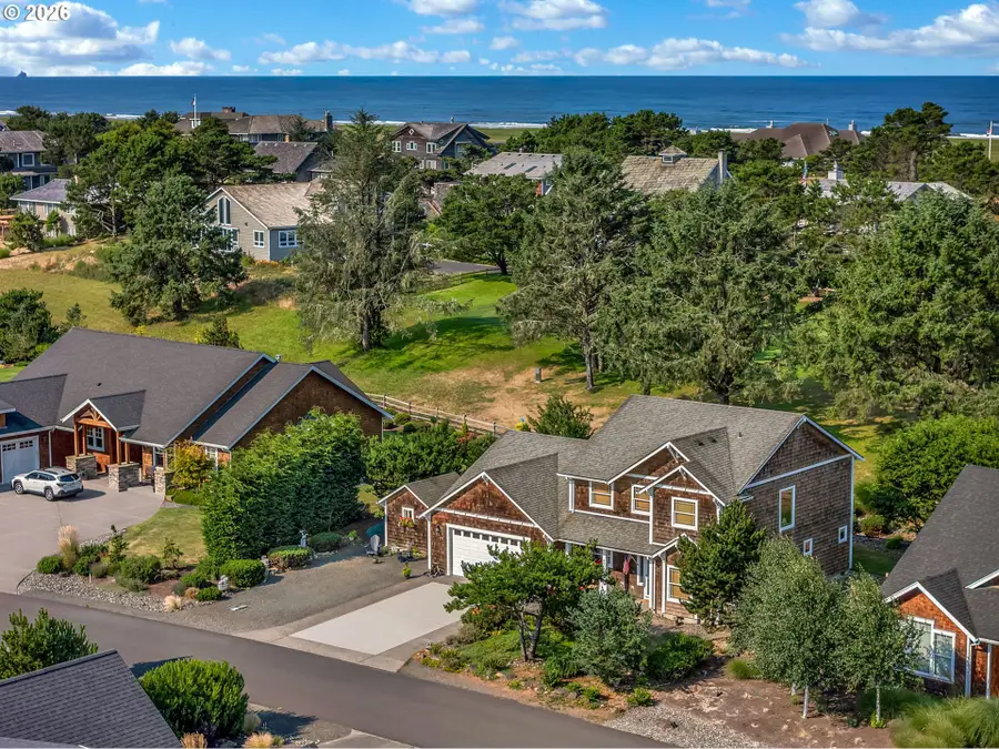 4664 Sheridan Dr, Gearhart, OR 97138 - #2