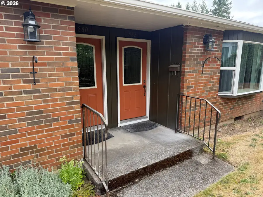 880 NW Florence Ave, Gresham, OR 97030 - #3