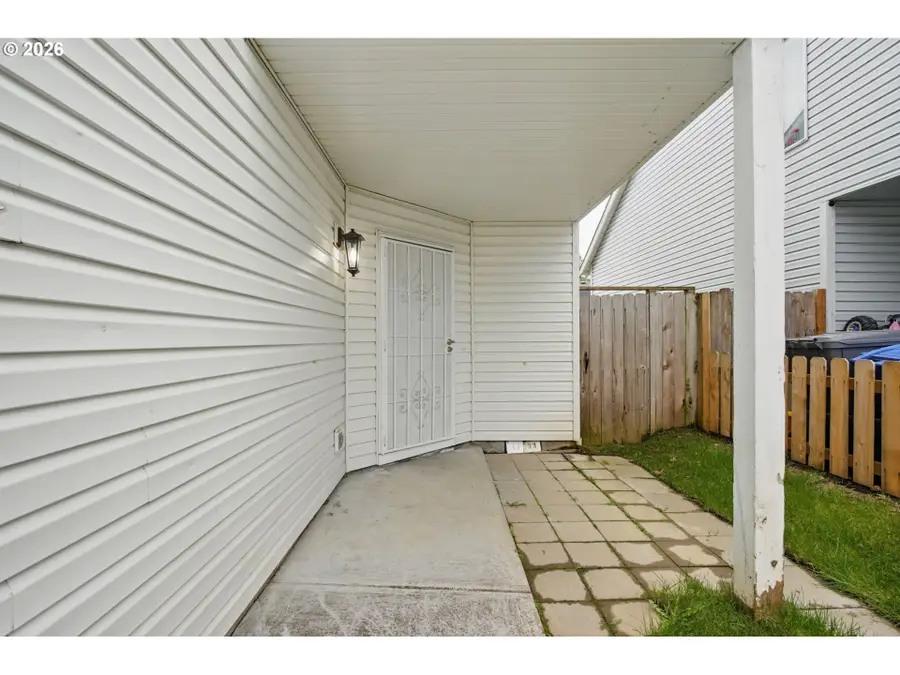 12528 SE Taggart St, Portland, OR 97236 - Image #3