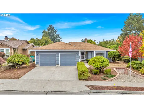 3885 SW 8th St, Gresham, OR 97030