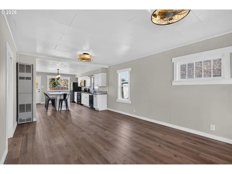 915 Elm St, Baker City, OR 97814 - #2