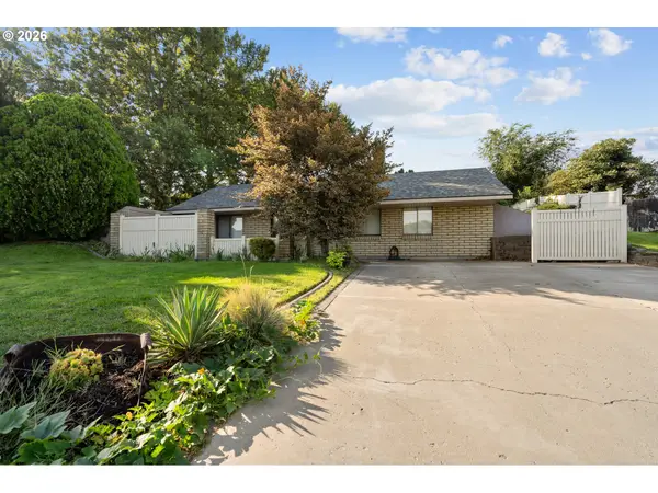 860 E Tamarack Ave, Hermiston, OR 97838