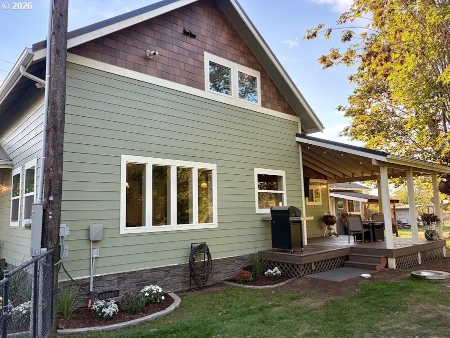 14963 S Union Mills Rd, Mulino, OR 97042 - #2