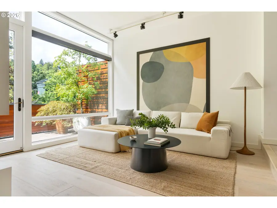 245 SW Meade St #C3, Portland, OR 97201 - #2