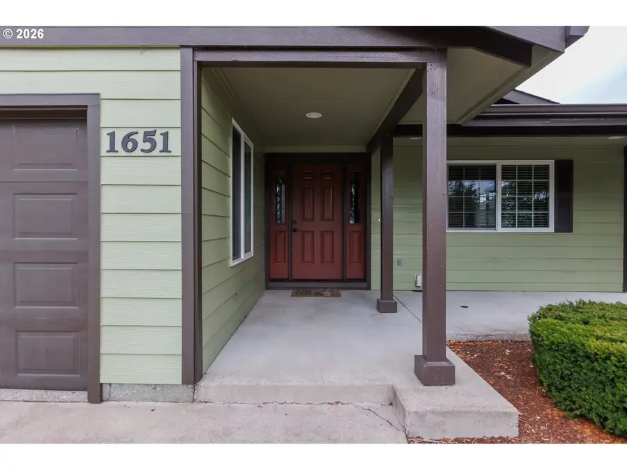1651 29th St, Florence, OR 97439 - #2