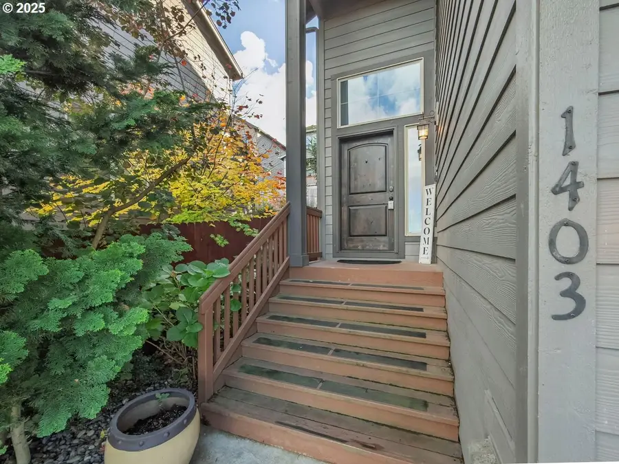 1403 NE 71st Dr, Vancouver, WA 98665 - Image #2