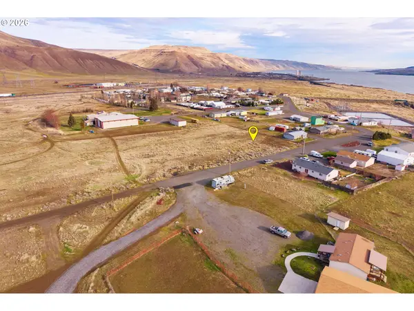 Poplar St #30, Roosevelt, WA 99356