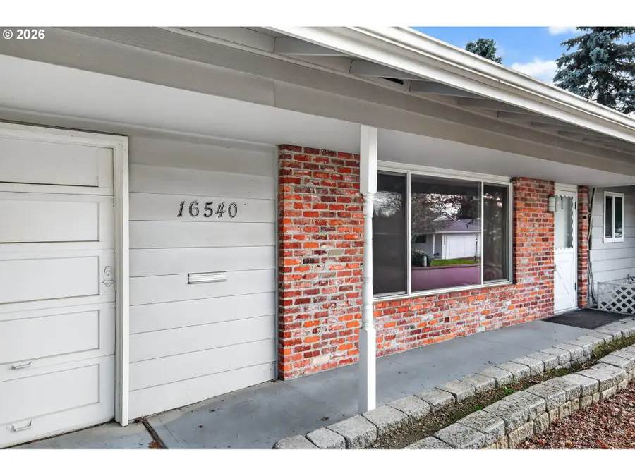 16540 SW King Charles Ave, King City, OR 97224 - Image #3