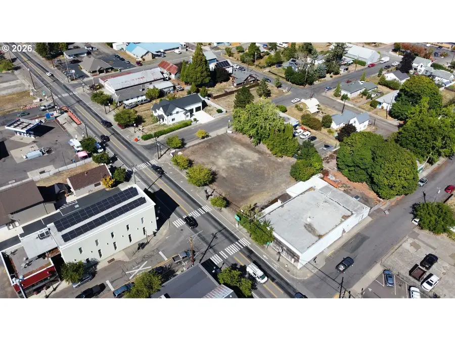 507 S Trade St, Amity, OR 97101 - #2
