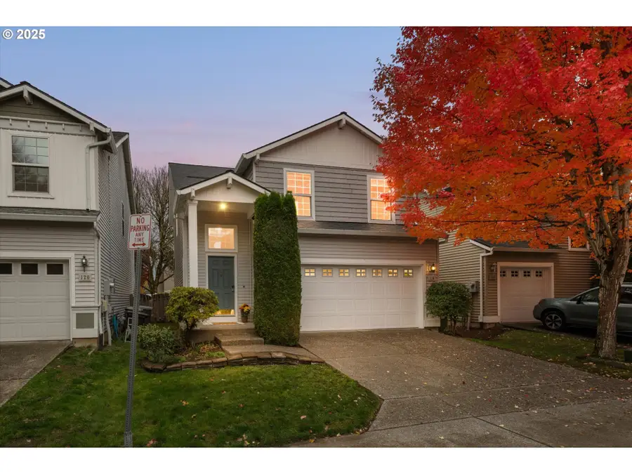 114 NE Feather Ct, Hillsboro, OR 97124 - Image #2