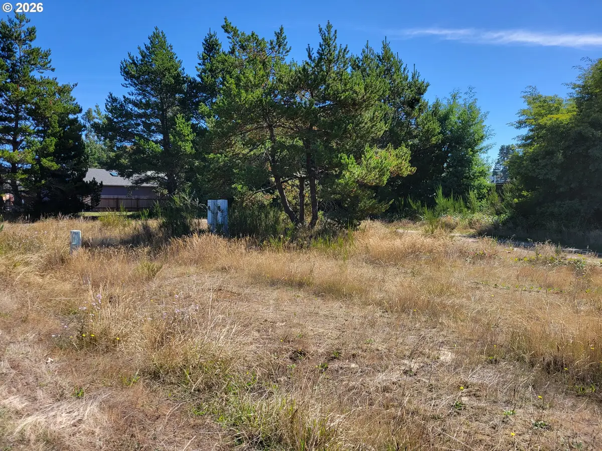 805 Jacobson Way, Lakeside, OR 97449 - #1
