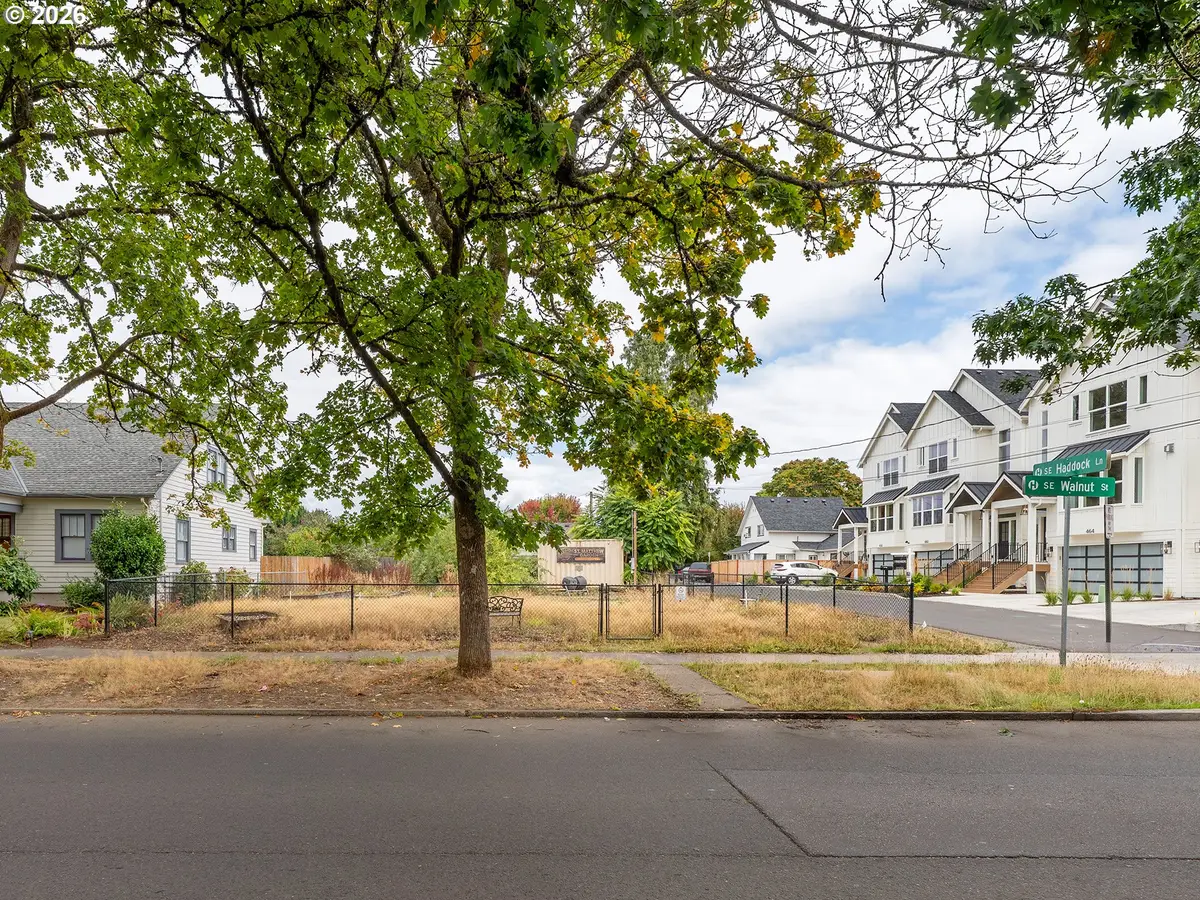 331 SE Walnut St, Hillsboro, OR 97123 - #1