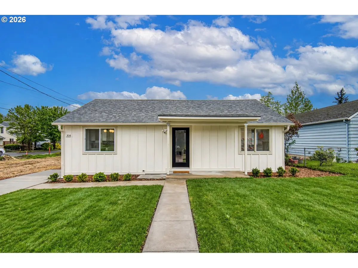 3016 SE 87th Ave, Portland, OR 97266 - #1