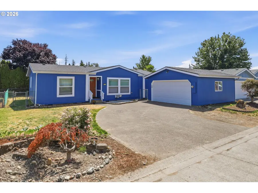 1655 S Elm #302, Canby, OR 97013 - #2