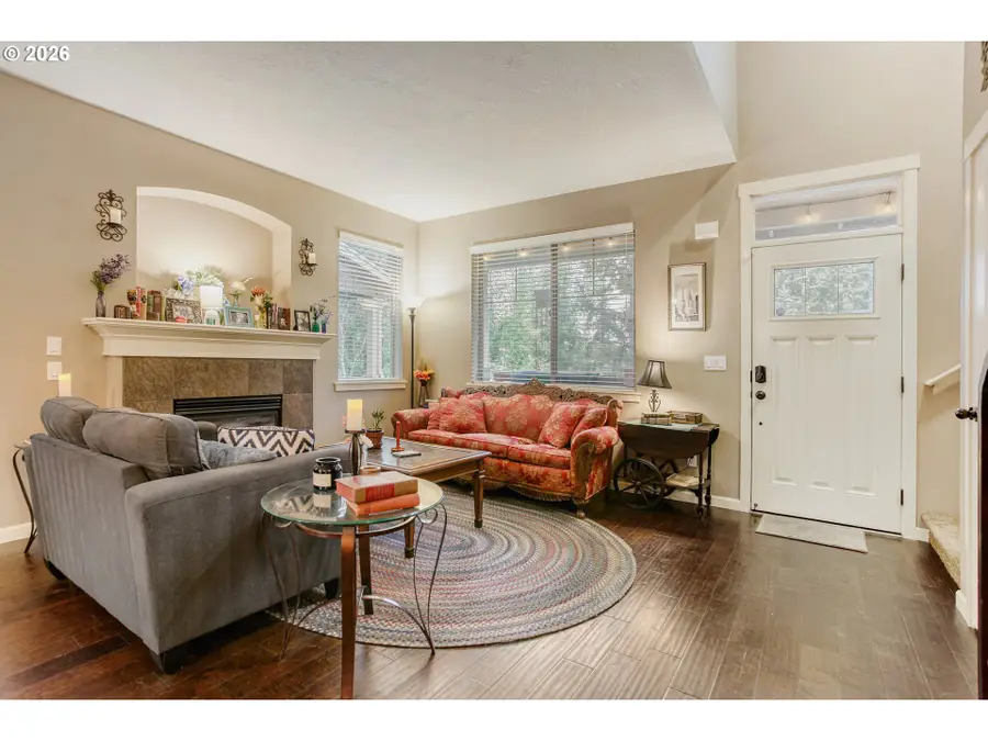 179 Crestwood St, Fairview, OR 97024 - #2