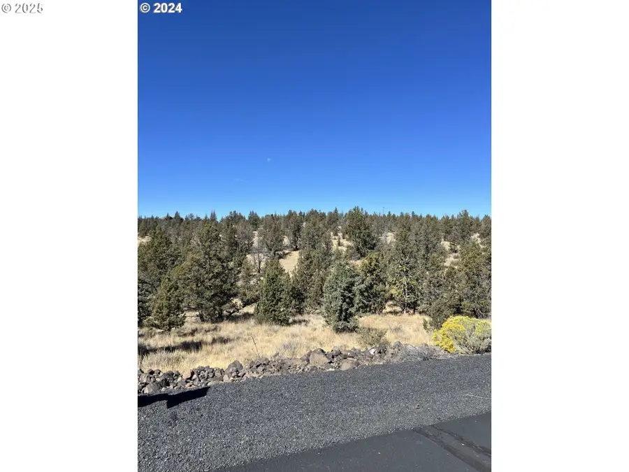 9777 SE Odessa Rd, Prineville, OR 97754 - Image #2