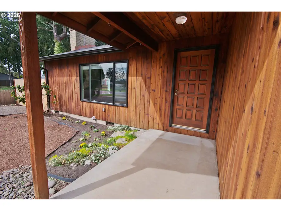 6296 Thurston Rd, Springfield, OR 97478 - #2