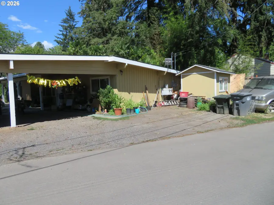 713 SE Englewood Dr, Hillsboro, OR 97123 - #2