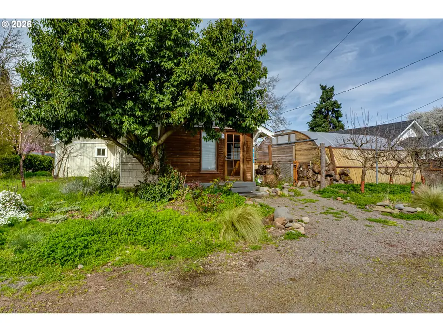 111 Holeman Ave, Eugene, OR 97404 - #3
