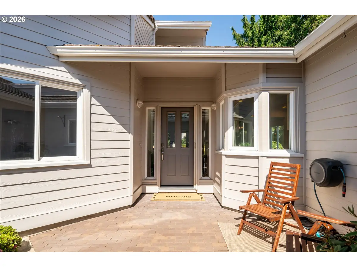 370 Magnolia Dr, Creswell, OR 97426 - #1