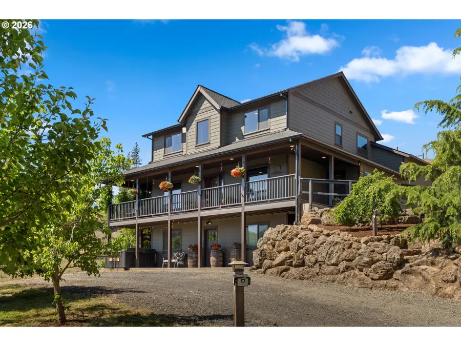 1717 Hood River Rd, Mosier, OR 97040 - #2