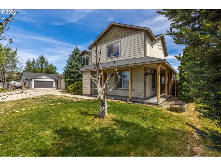648 NE Cougar Loop, Prineville, OR 97754 - #2