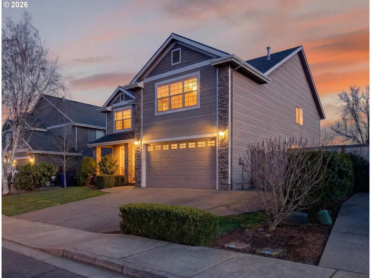 633 June Dr, Molalla, OR 97038 - Image #1