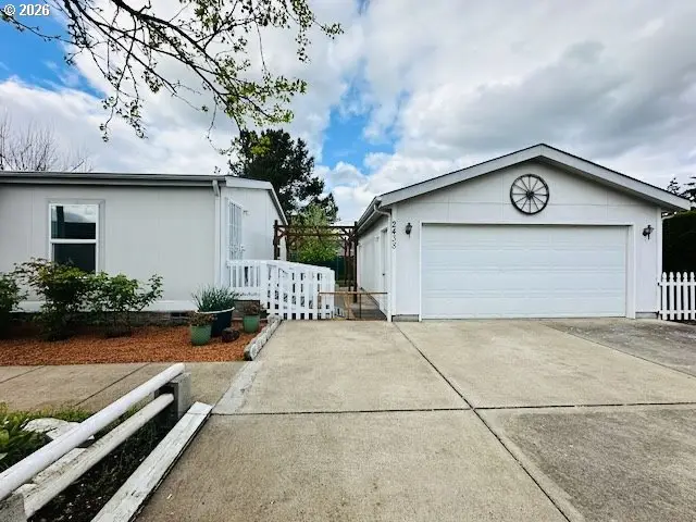 2438 Maia Loop, Springfield, OR 97477 - #3