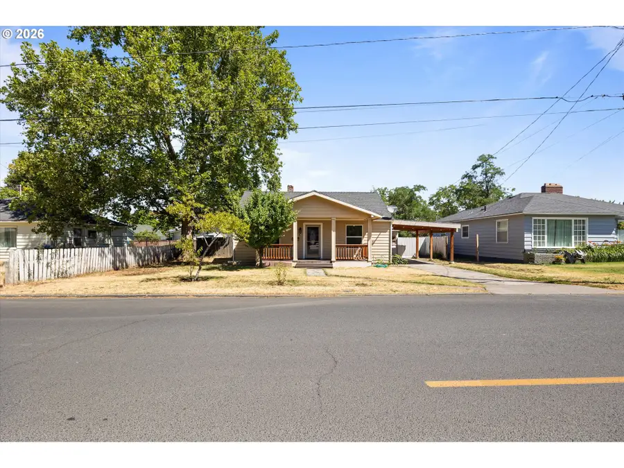 214 NW 5th Ave, Milton Freewater, OR 97862 - #3
