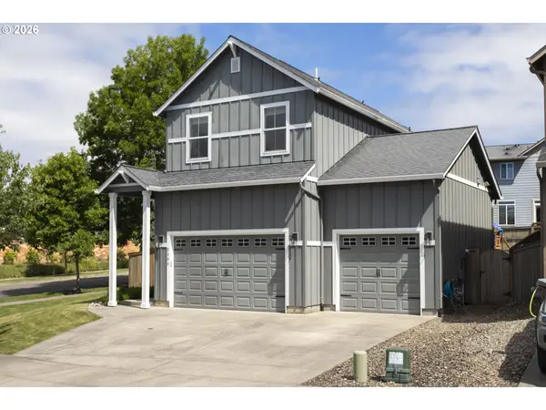 2200 S White Salmon Dr, Ridgefield, WA 98642