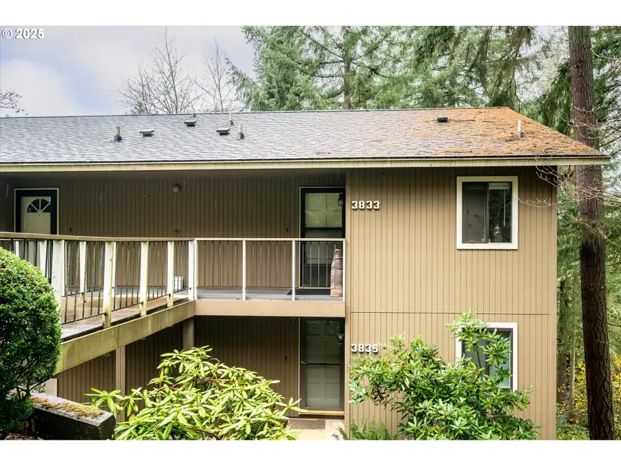 3833 Colony Oaks Dr, Eugene, OR 97405 - Image #2