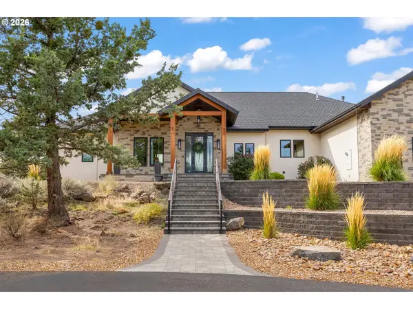 62825 Montara Dr, Bend, OR 97701